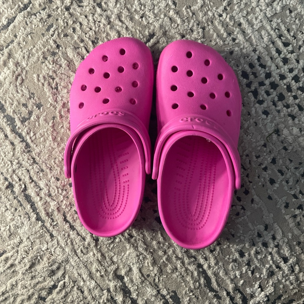 Pink crocs
